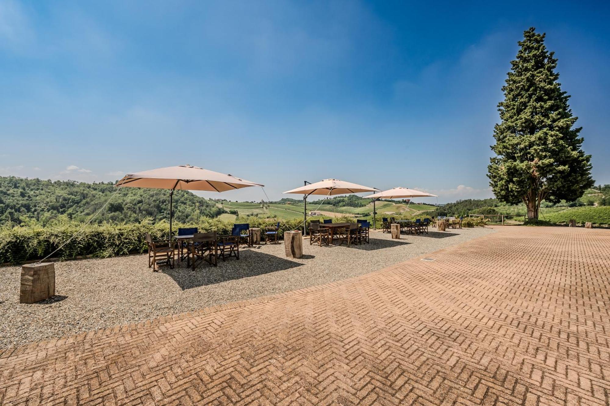 Villa Rocco Country House Ozzano Monferrato Luaran gambar
